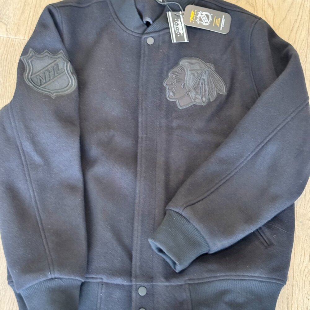NWT Pro Standard Men's Chicago Blackhawks NHL Varsity Jacket